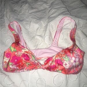 PINK Victoria’s Secret bikini top